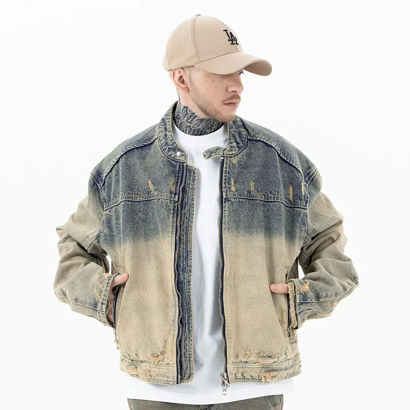 DIE STREETWEAR-JACKE AUS DISTRESSED-DENIM MIT REISSVERSCHLUSS