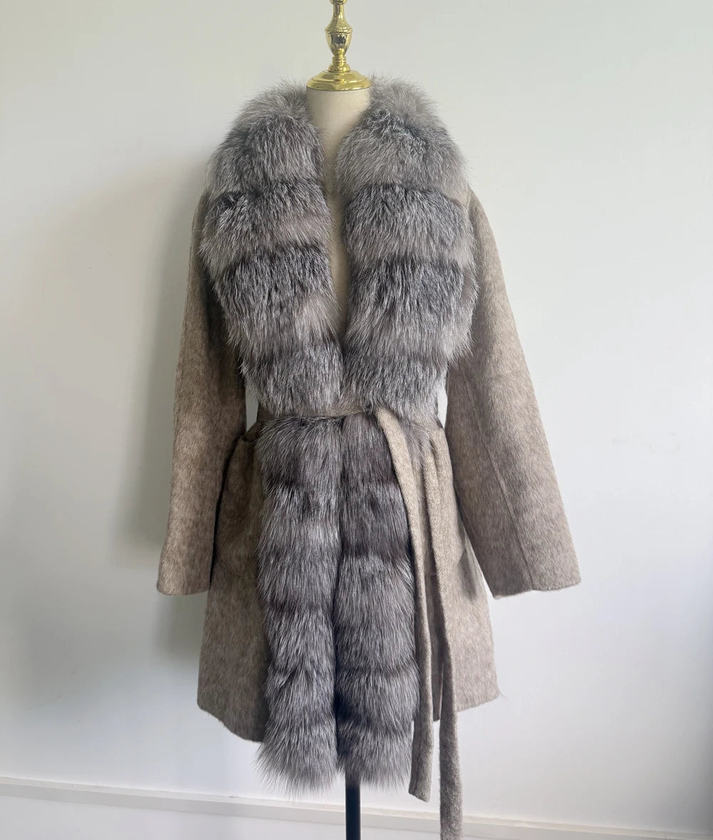 DER VARELLE-KASCHMIR-WOLLMANTEL