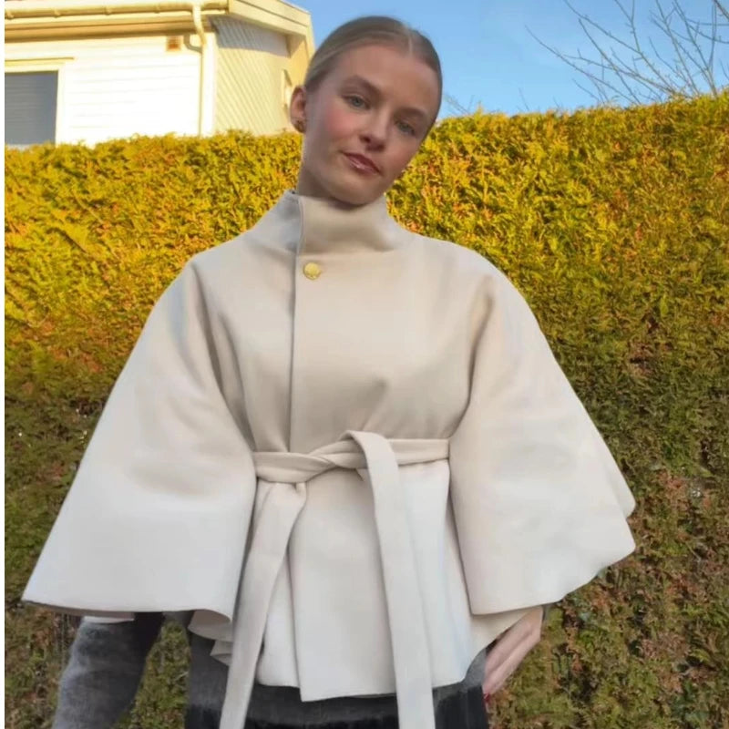 THE SERENA WOMEN'S VINTAGE PONCHO COAT